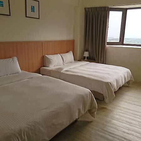 Angela Hotel Taitung Exterior photo
